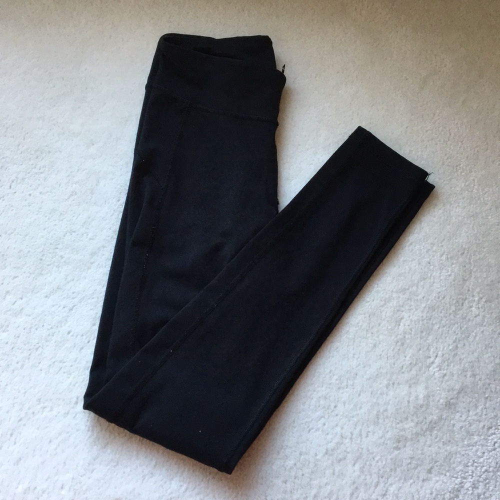 Black leggings
